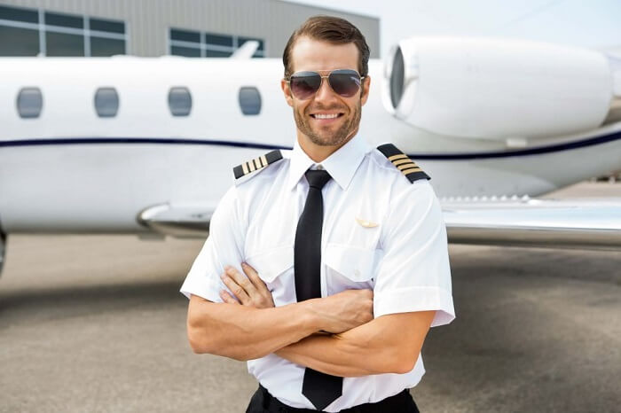 commercial pilot salary